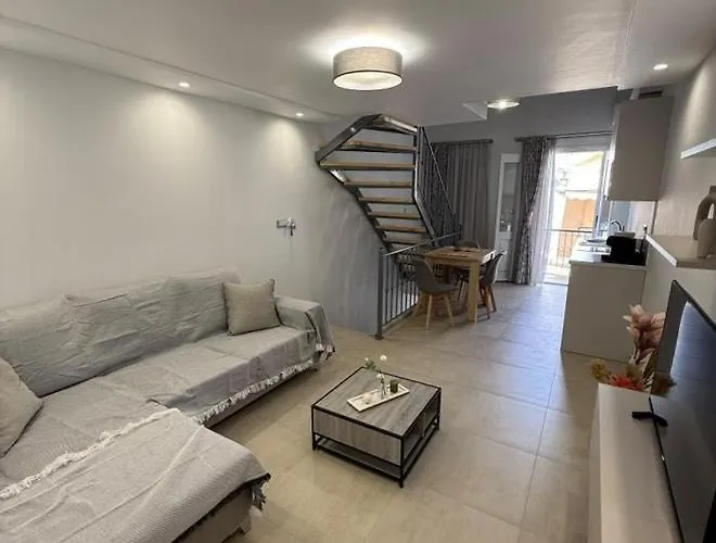 Tatil Evi Charistella Simi